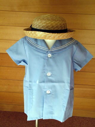 光明幼稚園の園服